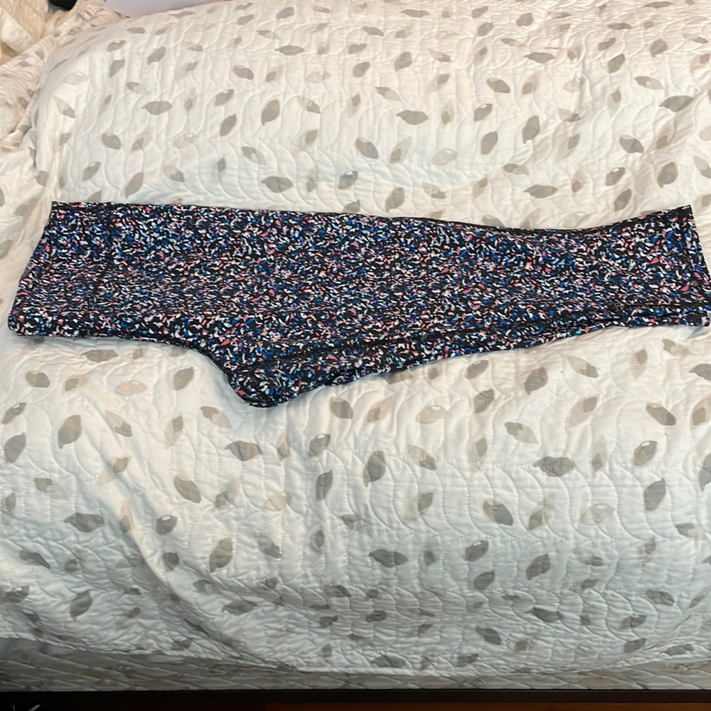 Gap fit capri leggings